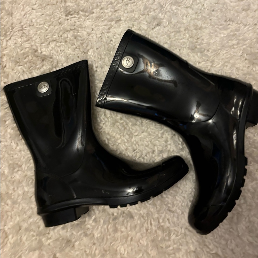 Ugg rain boot